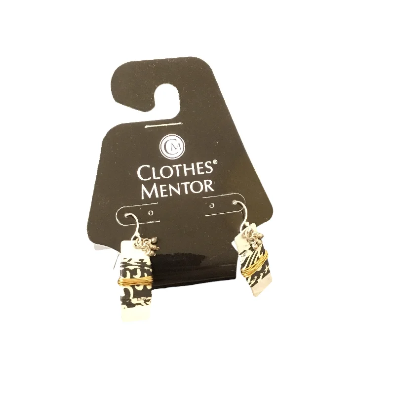 women's elegant earrings -Earrings Dangle/drop By Clothes Mentor