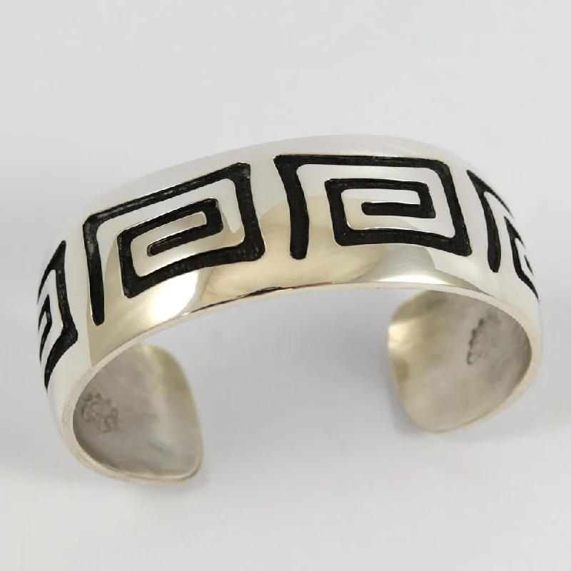 women's stretchable bangles -Water Ripple Cuff