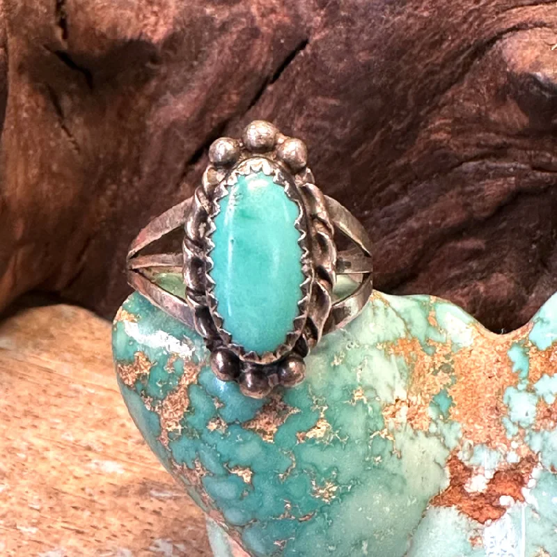 women's adjustable gemstone rings -Vintage Navajo Sterling Silver Turquoise Ring Size 9