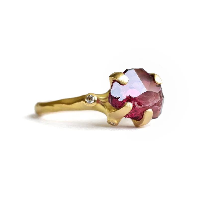 women's gold rings -Rhodolite Garnet Rough Luxe Ring