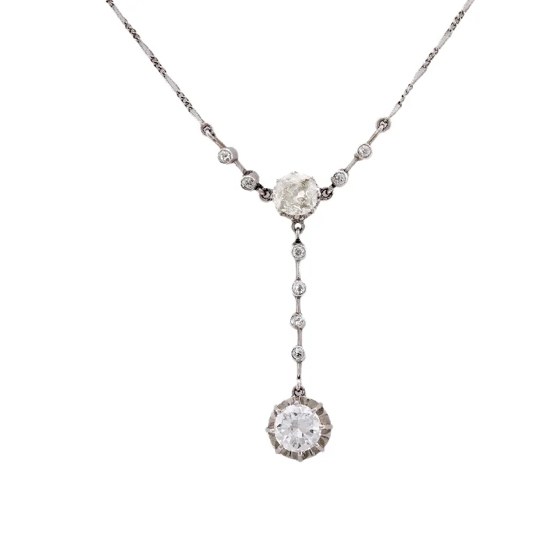 women's vintage style necklaces -Edwardian 2.75 Carat Total Diamond Weight Platinum Lariat Necklace