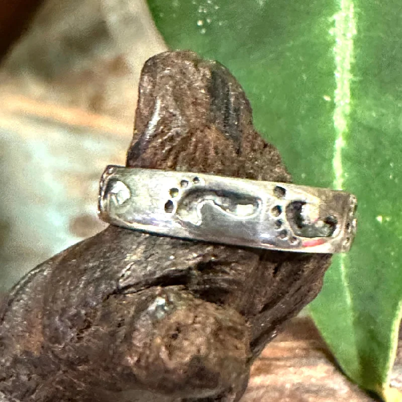 women's sterling silver rings -Vintage Solid Sterling Silver Foot Stamped Ring Size 4 1/4 Toe