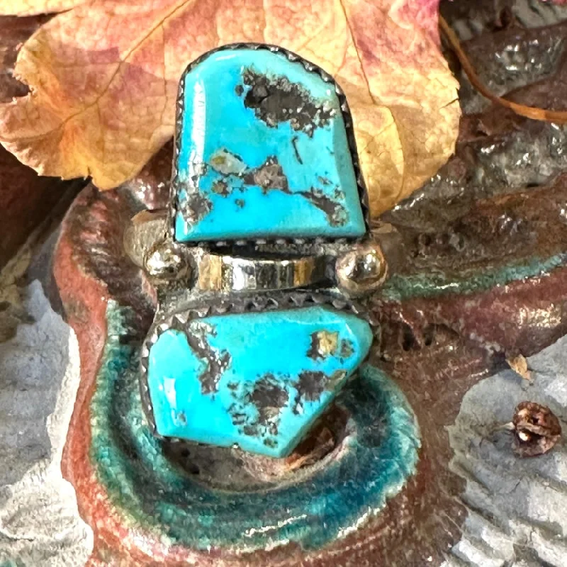 women's classic gold rings -Vintage Navajo Sterling Silver & Gold Turquoise Ring Size 6