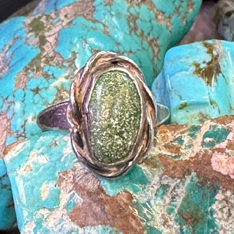 women's men's rings -Vintage Navajo Sterling Silver Green Turquoise Ring Size 4