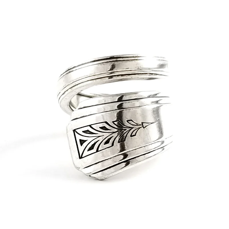 women's halo rings -Oneida Clarion Wrap Around Spoon Ring