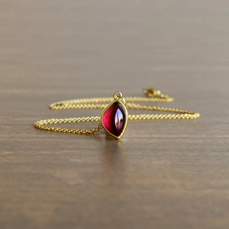 women's chunky chain necklaces -Rhodolite Garnet Leaf Pendant