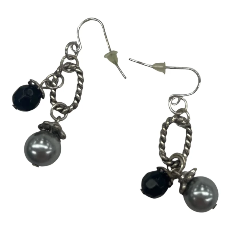 women's black stud earrings -Earrings Dangle/Drop By Clothes Mentor In Silver