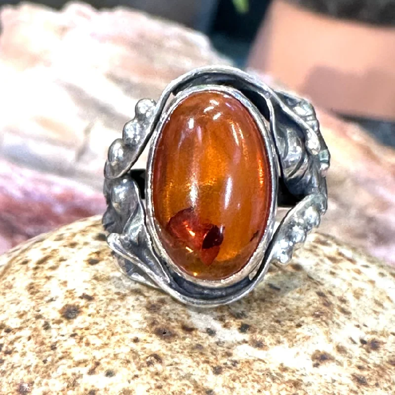 women's silver wedding bands -Vintage Sterling Silver Amber Ring Size 6