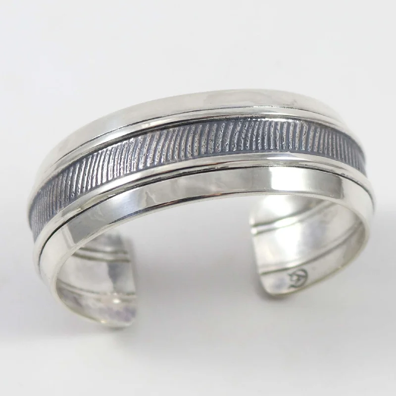 women's luxury charm bracelets -Textured Silver Cuff