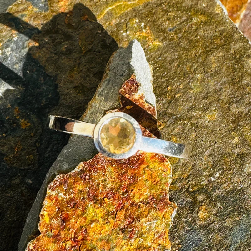 women's signet rings -Sterling Silver & Golden Citrine Ring Size 7