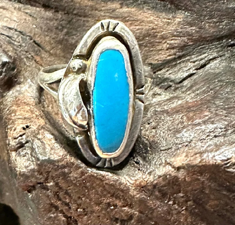 women's floral engagement rings -Vintage Mexican Sterling Silver Turquoise Ring Size 6.5