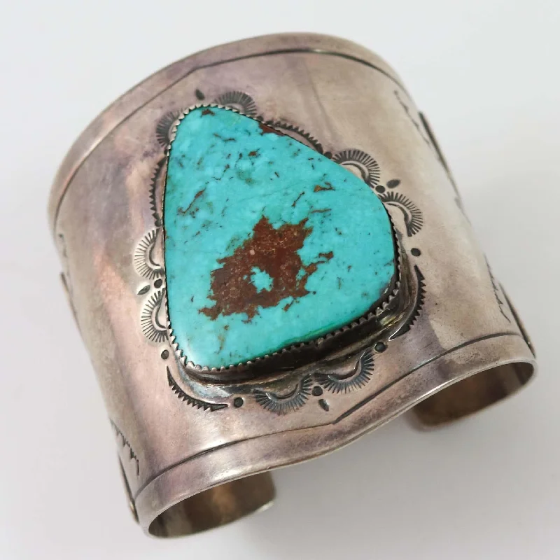 women's beach bracelets -1970s Turquoise Cuff