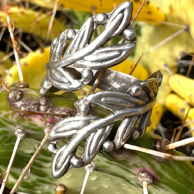 women's cocktail rings -Vintage Mexican Sterling Silver Bypass Ring 1960s