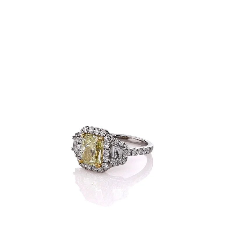 women's high-end rings -18k White Gold Yellow and White Diamond Center Halo Ring