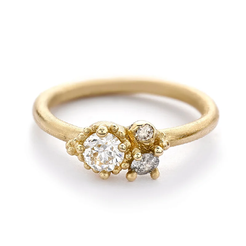 women's birthstone rings -Beaded Diamond Contrast Cluster Ring