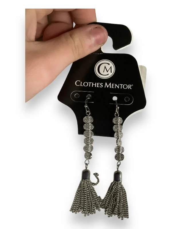 women's unique earrings -Earrings Dangle/drop By Clothes Mentor