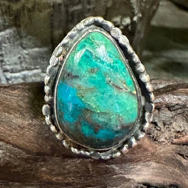 women's rose gold rings -Vintage Navajo Vibrant Bi-Colored Turquoise Ring Sterling Silver Size 7 1/4