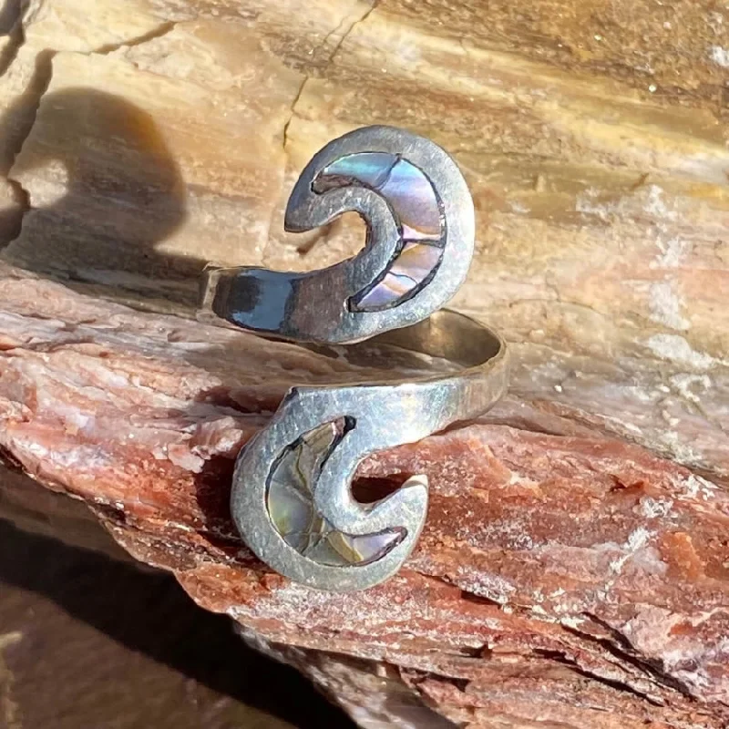 women's gold rings -Vintage Sterling Silver Mexican Bypass Ring Abalone