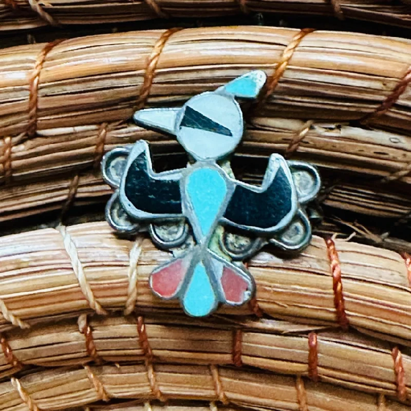 women's statement cocktail rings -Vintage Zuni Sterling Silver Peyote Bird Channel  Inlay Ring 5